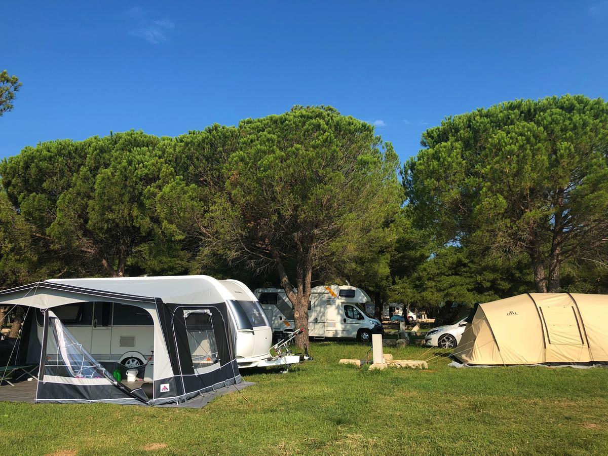 Vransko Jezero - Crkvine Campingplatz